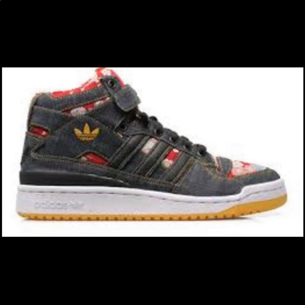 Ladies size 7.5